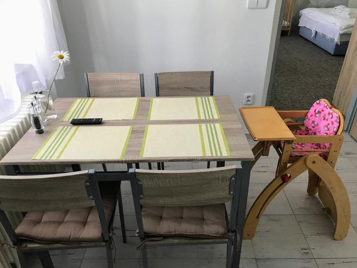 Apartman Na Namesti Apartment Opocno Bagian luar foto