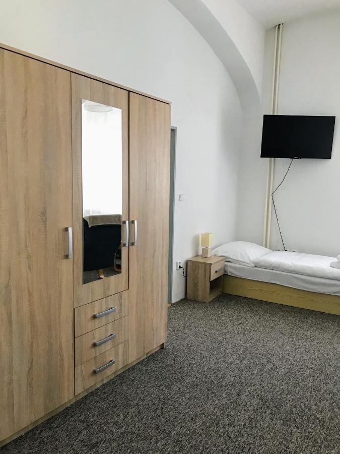 Apartman Na Namesti Apartment Opocno Bagian luar foto