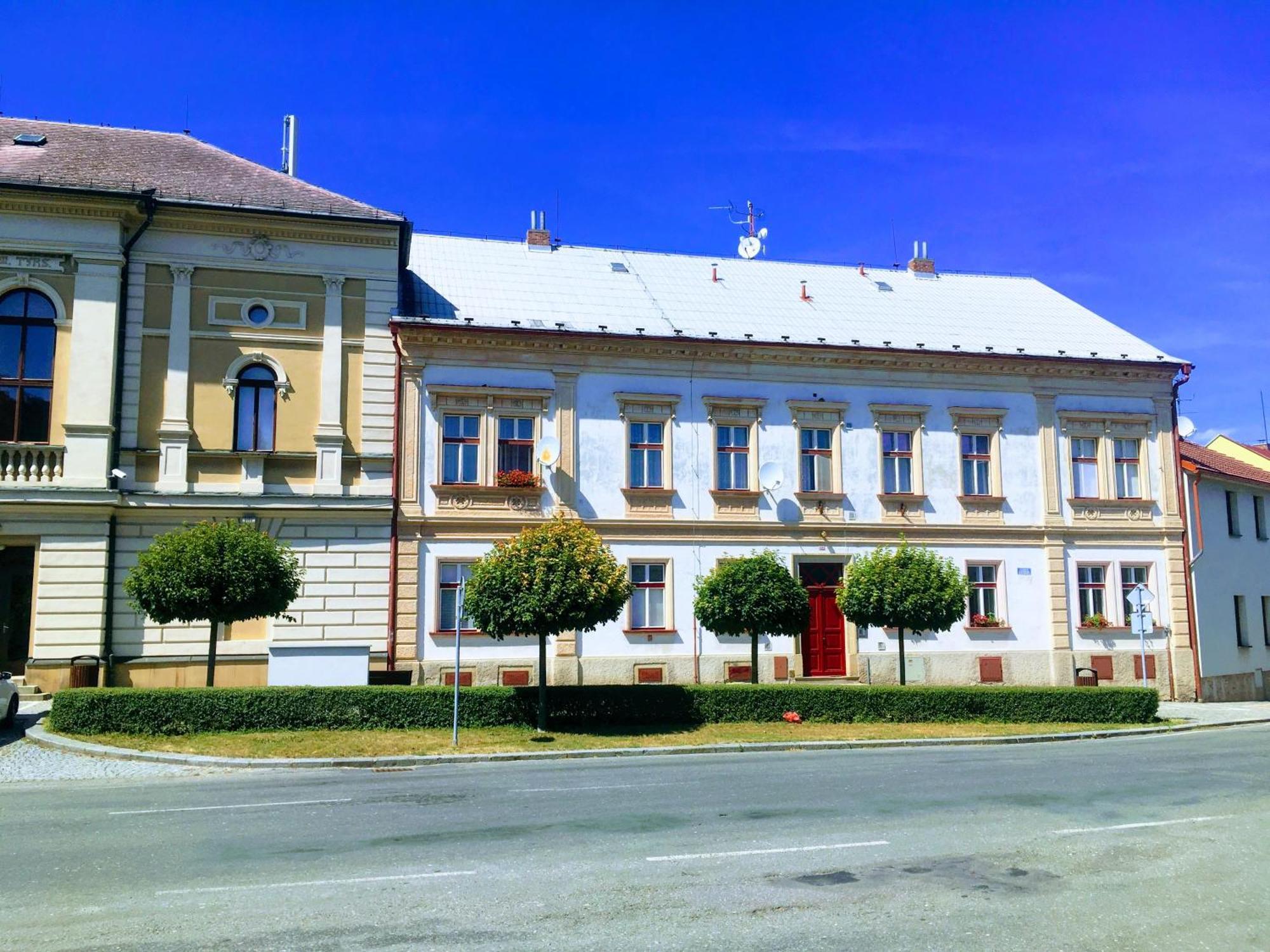 Apartman Na Namesti Apartment Opocno Bagian luar foto