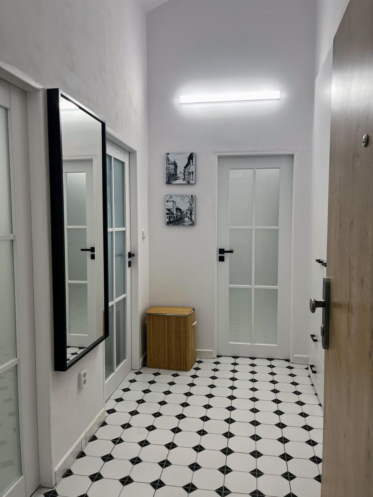 Apartman Na Namesti Apartment Opocno Bagian luar foto